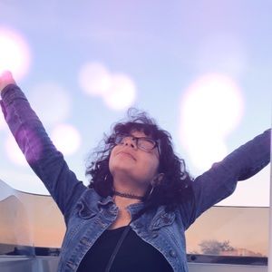 Meet your Posher, Maya